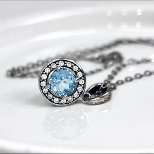 925 Sterling Silver Halo Pendant And Chain Necklace